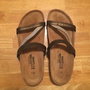 Naot Sandals size Euro 38